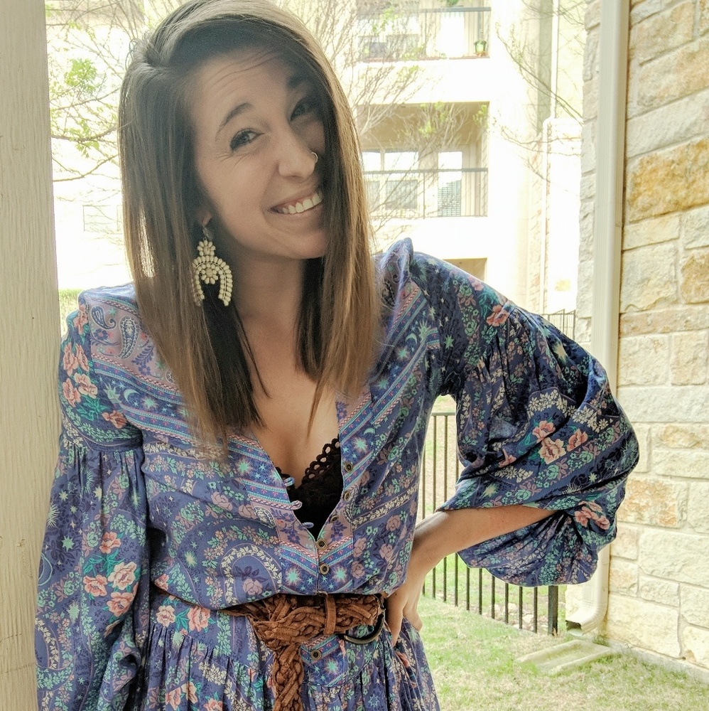 Meet your Posher, Cait